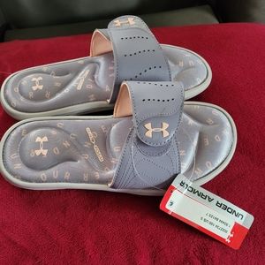 Lavender and light pink ladies slides Under Armour  men's sz.5 ladies sz 7